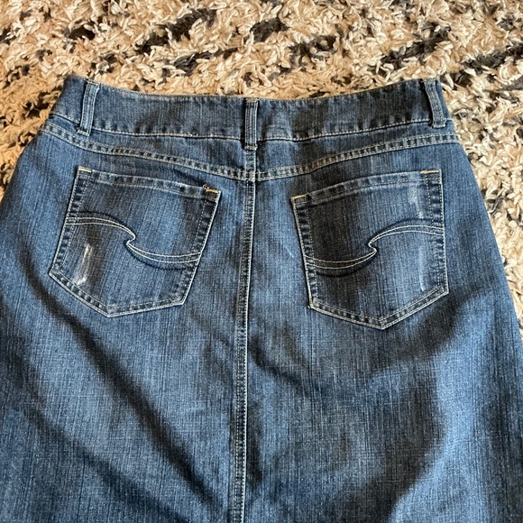 Avenue Jeans skirt size 14 - Picture 6 of 7